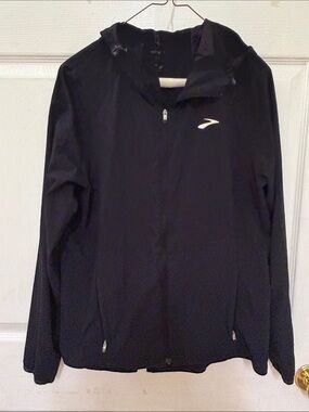 Brooks Black Lightweight Hooded Jacket